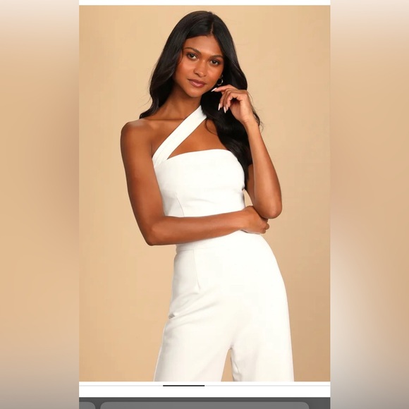 White Two Piece Set - Picture 3 of 5